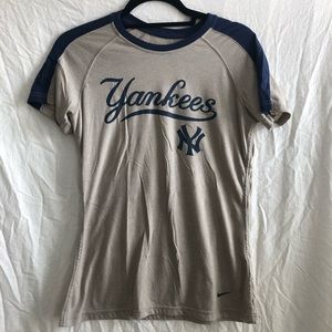 retro Yankees T-shirt